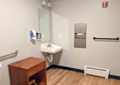 The Nest Bathroom | The Woodlands at Stowe
